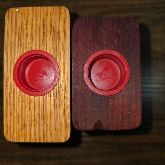 MCM Pyramid Salt & Pepper Shakers Striped Wood Grain Red Accents 2-Piece Set - Picture 5 of 14